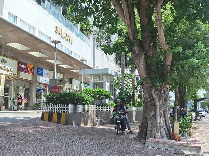 Cho thuê nhà mặt tiền khu trường học Nguyễn Khoái Q4