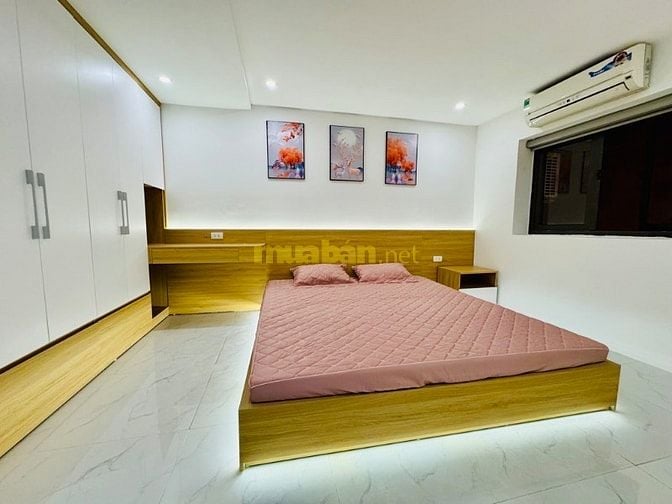 Hàng Hiếm tại Hai Bà Trưng, 30m2, 5 tầng, 6,25 tỷ, 3 bước ra oto