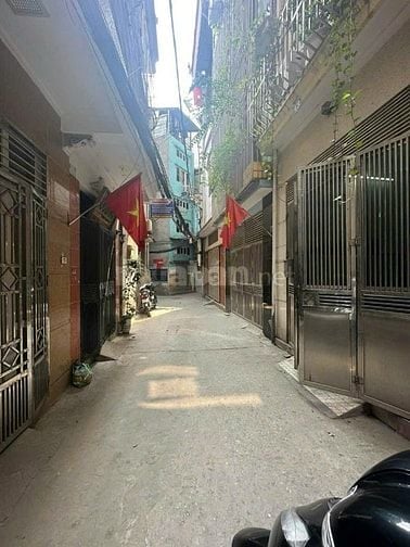 Chính chủ bán nhà phố Trung phụng