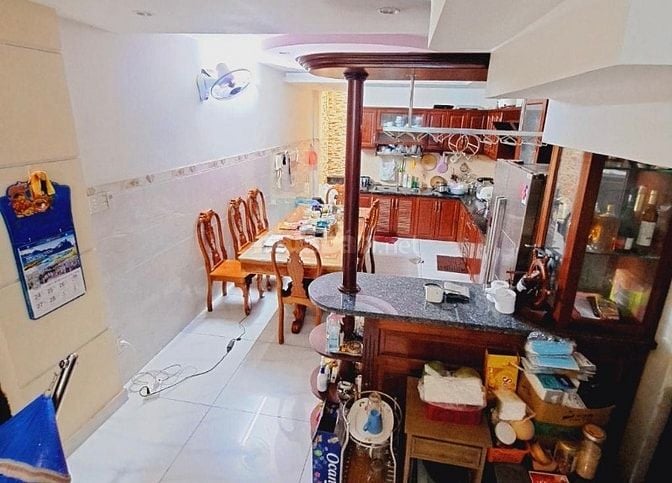 Bán nhà đẹp trung tâm quận 7, 60m2, 3 tầng, xe hơi 7 chỗ đậu cửa