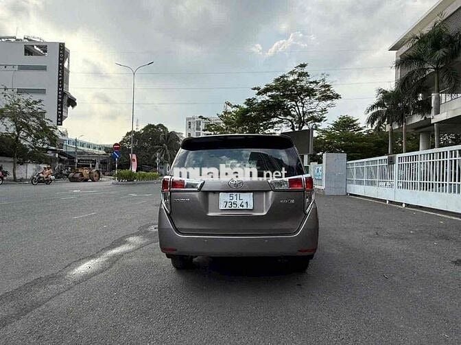 Toyota Innova 2019 2.0E - 72 km