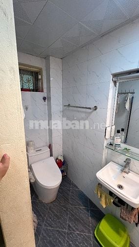 Chính chủ cho thuê nhà tập thể mặt đường Lê Quý Đôn - Hà Bà Trưng