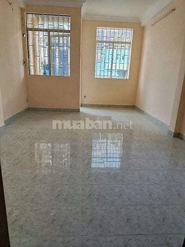 Cho thuê nhà hẻm 3m(3 gác) Lạc Long Quân, P.8, Q.T.Bình giá 14tr
