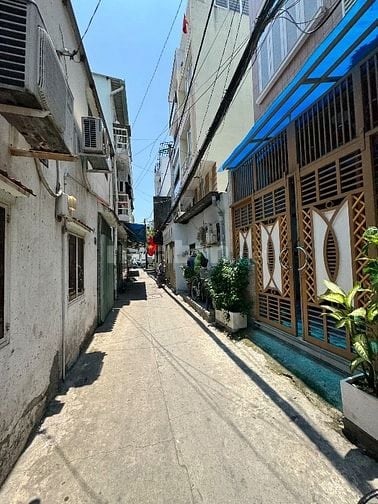 Bán nhà C4 hẻm 3.5m Hoàng Hoa Thám Bình Thạnh ~60m2(4x15m) giá đầu tư 