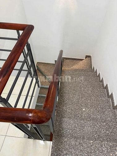 Bán nhà 1 trệt 2 lầu đường xe hơi hẻm 175, Phường Tăn Nhơn Phú B