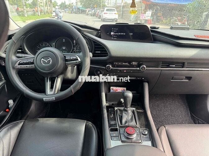 Mazda 3 2020 Sedan 2.0L Premium - 11000