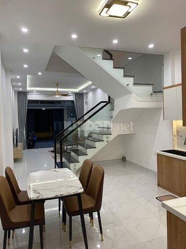 BÁN NHÀ 3 TẦNG MỚI XÂY HẺM 339 LÊ HỒNG PHONG, PHÚ HÒA, THỦ DẦU MỘT