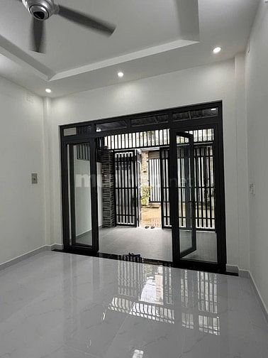 Bán nhà 1 trệt 2 lầu đường xe hơi hẻm 175, Phường Tăn Nhơn Phú B