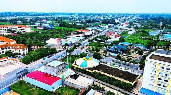 Chính chủ bán gấp 158m2 đường 3/2 cách Vinhomes Hậu Nghĩa 50m, SHR 