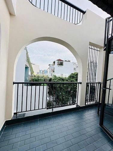 Bán nhà đẹp Phan Văn Hân, 43m², 1T1L, 2PN, 2WC, hẻm 4m, sổ riêng