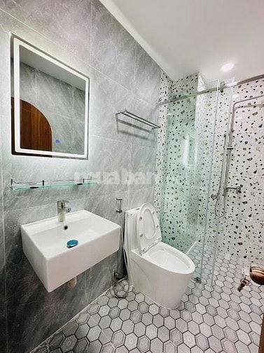 Bán nhà đẹp Phan Văn Hân, 43m², 1T1L, 2PN, 2WC, hẻm 4m, sổ riêng