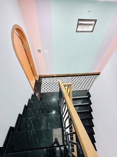 Bán nhà đẹp Phan Văn Hân, 43m², 1T1L, 2PN, 2WC, hẻm 4m, sổ riêng