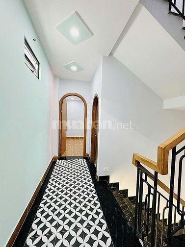 Bán nhà đẹp Phan Văn Hân, 43m², 1T1L, 2PN, 2WC, hẻm 4m, sổ riêng