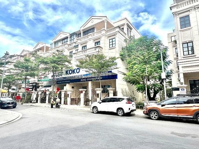 Bán nhanh nhà phố city land park hill đang cho thuê 40tr 1 hầm 4 lầu 