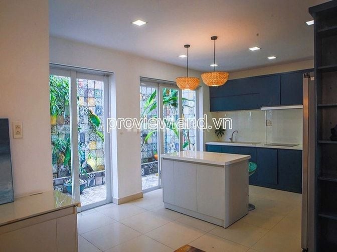 Bán biệt thự Thảo Điền có diện tích 202.3m2 đất, bề ngang 8m