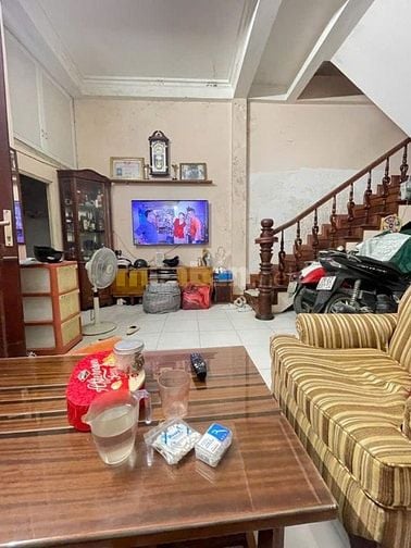 TRUNG TÂM ĐỐNG ĐA- PHỐ NGUYỄN LƯƠNG BẰNG- NGÕ THÔNG- NỘI THẤT ĐẦY ĐỦ.