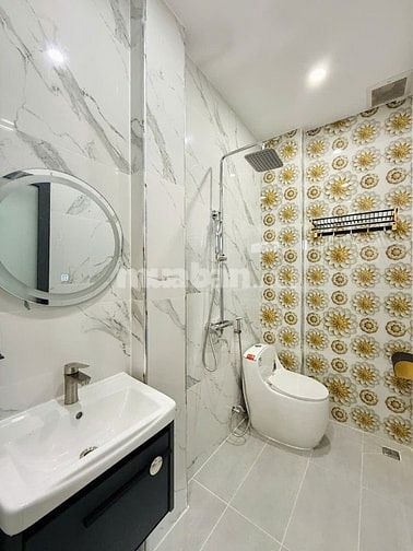 CHÍNH CHỦ BÁN GẤP 3CĂN LIỀN KỀ GIÁ MỀM CHO KHÁCH MAU LẸ FULL NỘI THẤT