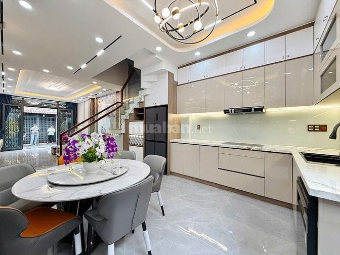 CHÍNH CHỦ BÁN GẤP 3CĂN LIỀN KỀ GIÁ MỀM CHO KHÁCH MAU LẸ FULL NỘI THẤT