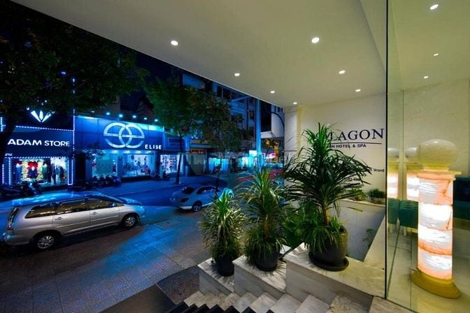 Tòa nhà khách sạn 289 Lý Tự Trọng, P.BT Quận 1, Hầm 10, 46 phòng
