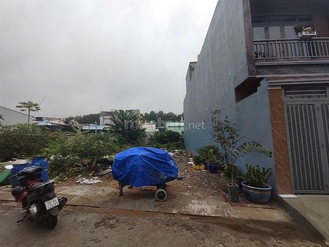 Chính chủ cần bán lô đất hẽm xe hơi sát vinhome quận 9