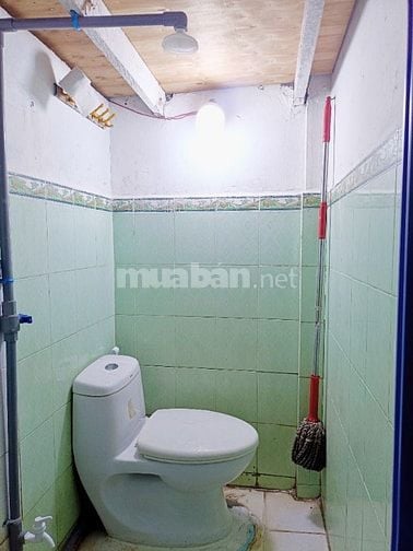 Phòng có gác, wc riêng, giờ tự do, ko chung chủ, gần Emark PhanHuyÍch
