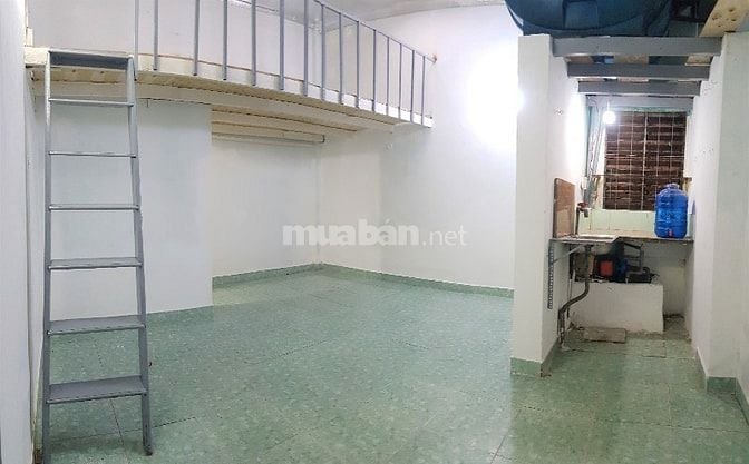 Phòng có gác, wc riêng, giờ tự do, ko chung chủ, gần Emark PhanHuyÍch