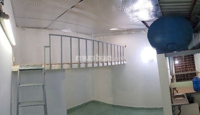 Phòng có gác, wc riêng, giờ tự do, ko chung chủ, gần Emark PhanHuyÍch