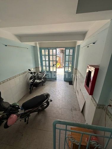 Bán nhà mặt tiền đường Diên Hồng - P1 Bình Thạnh.