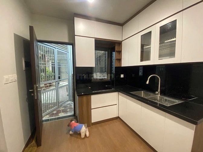 Cho thuê căn hộ tập thể khu thanh Xuân Bắc, tầng 2, diện tích 55 m2 