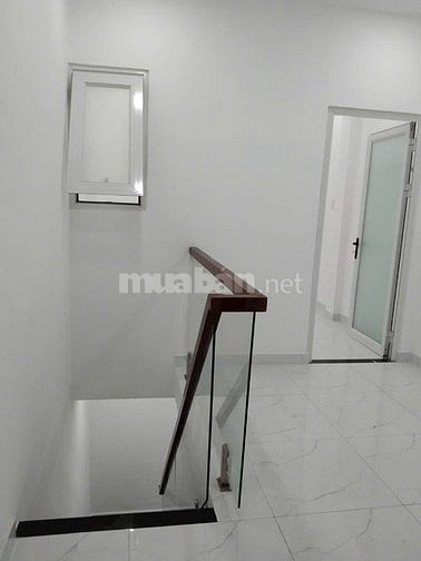Bán nhà hẻm xe hơi Nguyễn Văn Cừ q5 