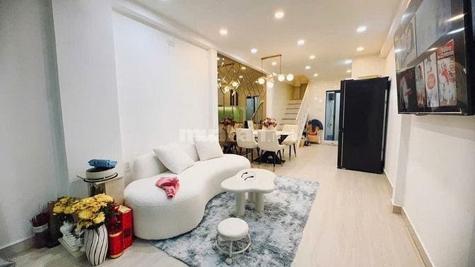 Bán nhà phố Nguyễn Tri Phương, Quận 10 – 29m² – 2 tầng – giá 5.5 tỷ