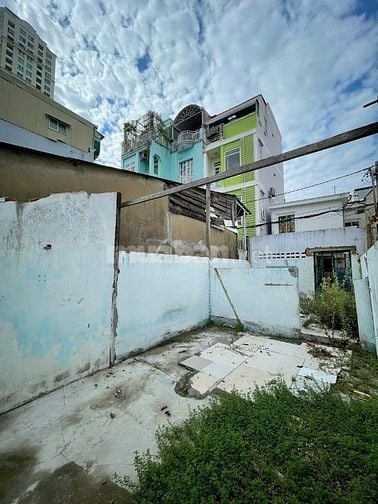 CHÍNH CHỦ CẦN BÁN GẤP TRONG THÁNG 6 - NGAY CẦU BASON -79M2 - 4.X TỶ