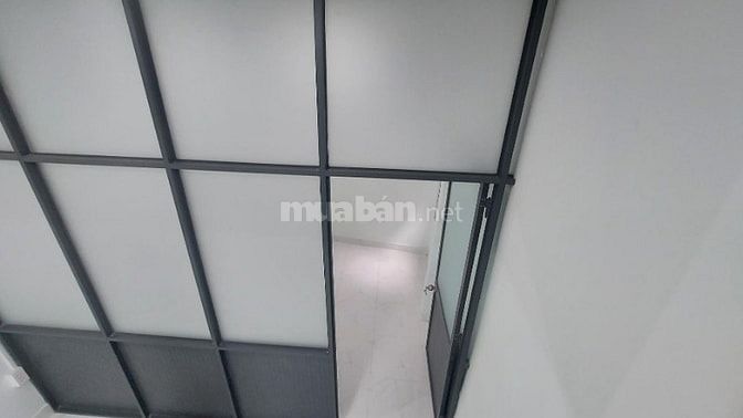Bán gấp nhà đẹp 2 tầng – SHR – Hẻm Trần Hưng Đạo Q5 – Giá tốt đầu tư