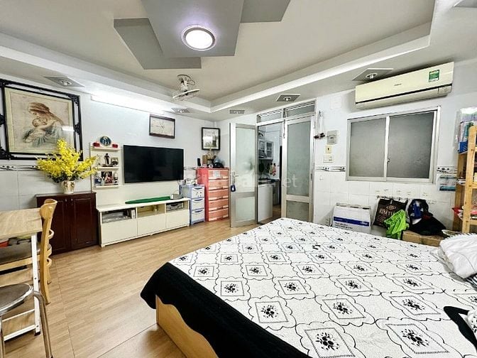 Căn góc 5 tầng. 9 phòng full nội thất (4,2x16m). Hẻm nhựa 6m 