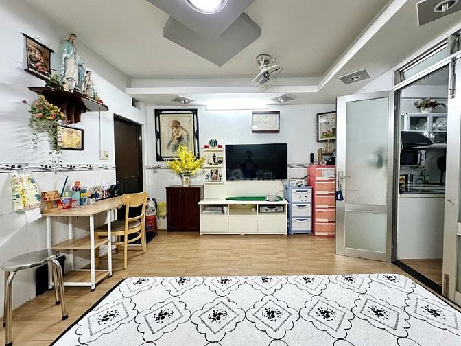 Căn góc 5 tầng. 9 phòng full nội thất (4,2x16m). Hẻm nhựa 6m 