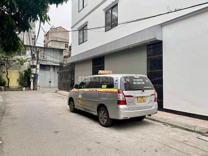 LONG BIÊN 100m2 NHÀ MẶT NGÕ - ÔTÔ TRÁNH - VỊ TRÍ ĐẮC ĐỊA.12.x TỶ