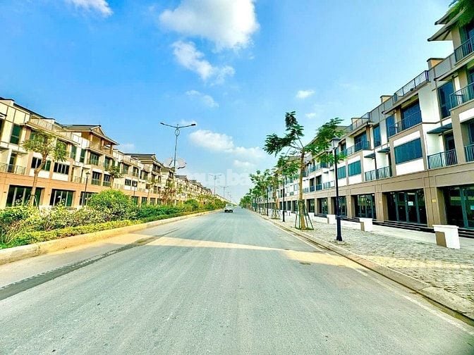 Lô góc mặt tiền đường 13m, 7,35 tỷ ngay thị trấn Hậu Nghĩa 