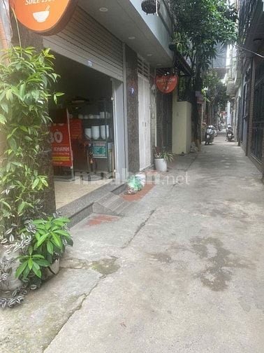 Bán nhà đầu ngõ phố Hoàng Như Tiếp, quận Long Biên, DT 30m2 x 5,5 tầng