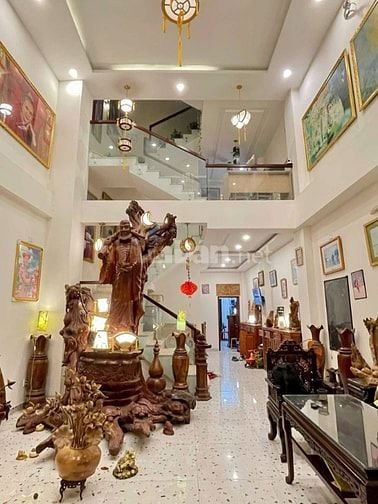 Bán nhà mặt tiền Nguyễn Thị Sóc Hóc Môn diện tích khủng 