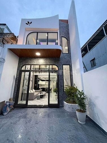 BÀ CHỊ CẦN VỐN KINH DOANH BÁN NHANH NHÀ RIÊNG THỔ CƯ GIÁ CHỈ HƠN 2 TỶ 