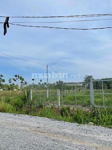 Chủ cần bán gấp lô đất ngay Lai Uyên, Bàu Bàng, giá ngộp, sổ sẵn