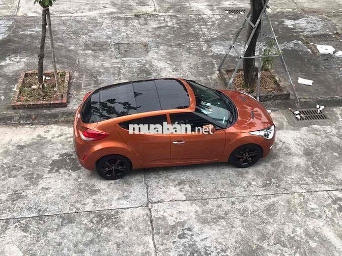 Hyundai Veloster 2011 1.6 GDI AT - 80000 km