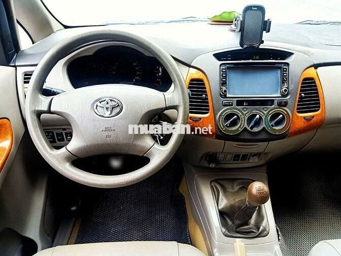 Bán rẻ Toyota Innova 2010 G xịn ABS Độ Full option