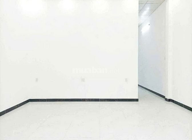 BÁN NHÀ CẤP 4 GẦN CHỢ HÓC MÔN – 100M² – SỔ HỒNG RIÊNG – GIÁ CHỈ 780 TR