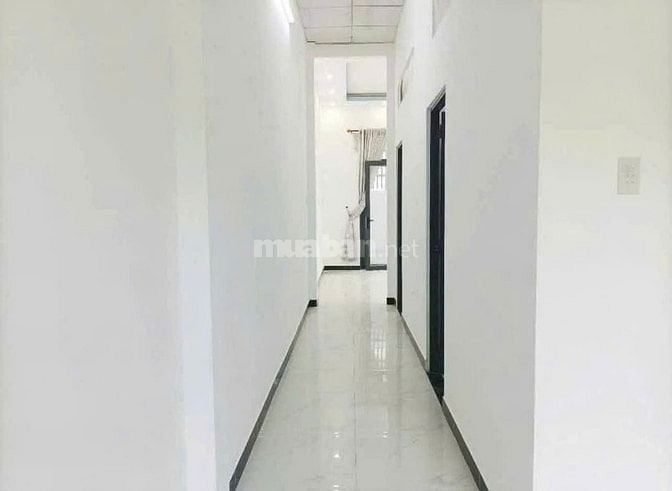 BÁN NHÀ CẤP 4 GẦN CHỢ HÓC MÔN – 100M² – SỔ HỒNG RIÊNG – GIÁ CHỈ 780 TR