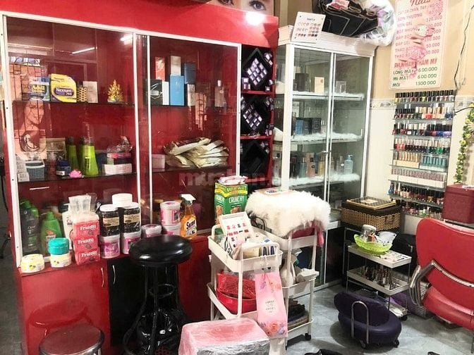 Sang tiệm tóc  hoặc  thanh lý đồ nghề, Liên khu 16-18, Bình Tân