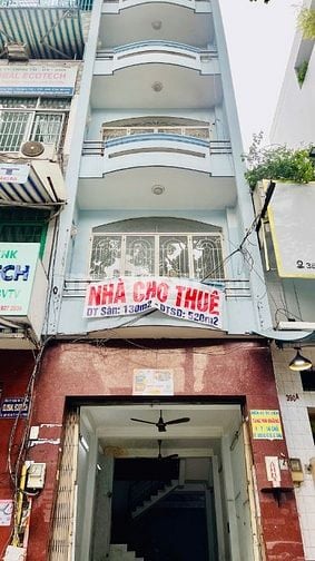 Nguyên căn mặt tiền Ngô Gia Tự. Thuê 1 được 2