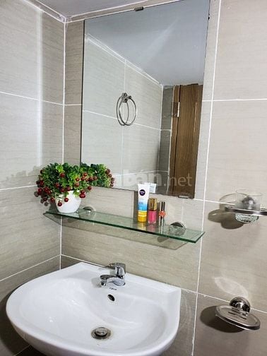 NHÀ 84M - XÂY 5 TẦNG - KHU ĂN UỐNG VẠN KIẾP - PHAN XÍCH LONG