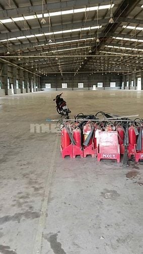 Cho thuê nhà xưởng cao cấp tại KCN Vĩnh Lộc – Bình Tân, KV : 10.000m2
