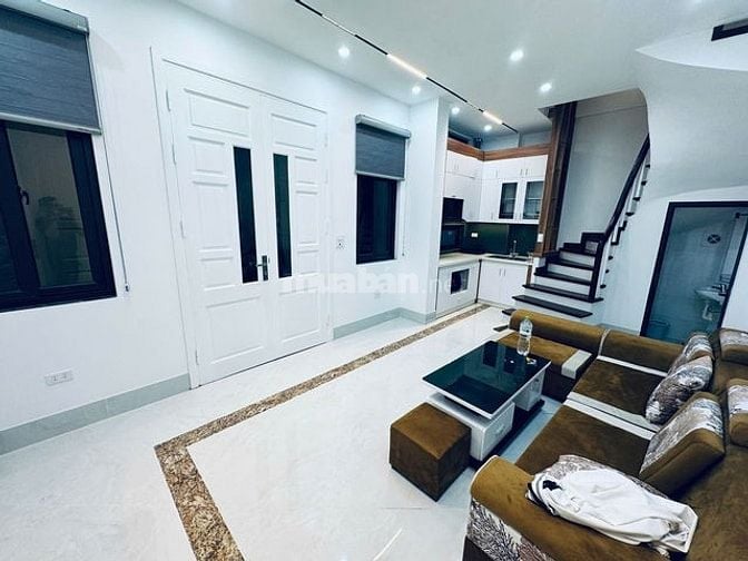  Bán Gấp Siêu Phẩm Nhà Lô Góc Gần Ô Tô - Yên Hoà Cầu Giấy 40m2 – 6 Tần